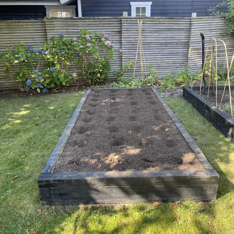 Eksisterende bed genplantet