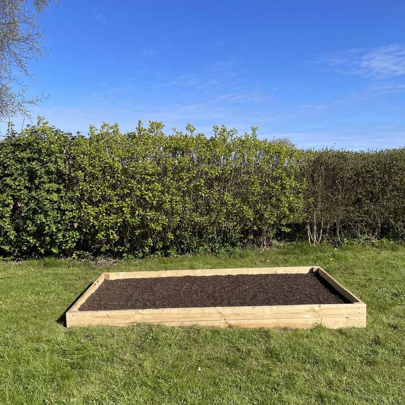 Nytilsået køkkenhavebed